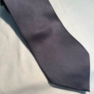 TONGUE TIED by TOM MCLELLON Greenwich Village Men's Horizontal Striped Silk tie